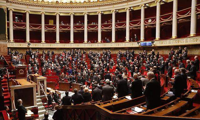 Die französische Nationalversammlung hat der Verlängerung des Ausnahmezustands zugestimmt.