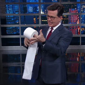 Stephen Colbert thematisierte Trumps erste 100 Tage im Amt