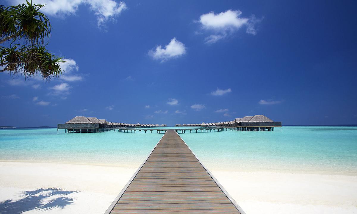 Die meisten Resorts liegen nur noch einen Meter über Wasser.