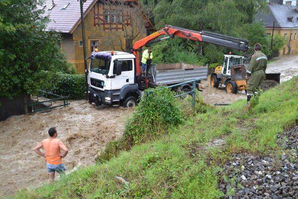 Die Situation am Mittwochnachmittag in Schlöglmühl (Niederösterreich).