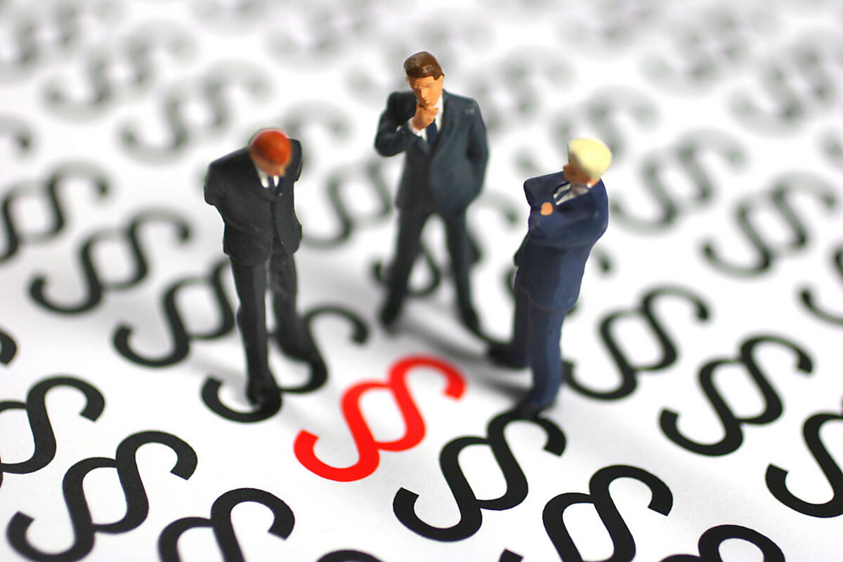 Zeitplan für 26. August  13:30-14:00: Eröffnung mit Caspar Einem und Justizminister Wolfgang Brandstetter 14:00 - 14:30: Eröffnungsvortrag von Shalini Randeria, Rektorin am IWM (Institut für Wissenschaften vom Menschen)   14:30 - 15:30: Sachwalterrecht: Internationale Anforderungen und Herausforderungen  16:00 - 17:30: Das Recht des geistigen Eigentums 18:00 - 19:30: Präventivwirkung zugunsten Schwächerer organisieren  Zeitplan für 27. August  8:30 - 10:00: Ungleichheit im Justizsystem 10:30 - 11:30: Globalisierung und Menschenrechte 11:30 - 11:35: Schlussworte von Caspar Einem.  >>> zum Detailprogramm