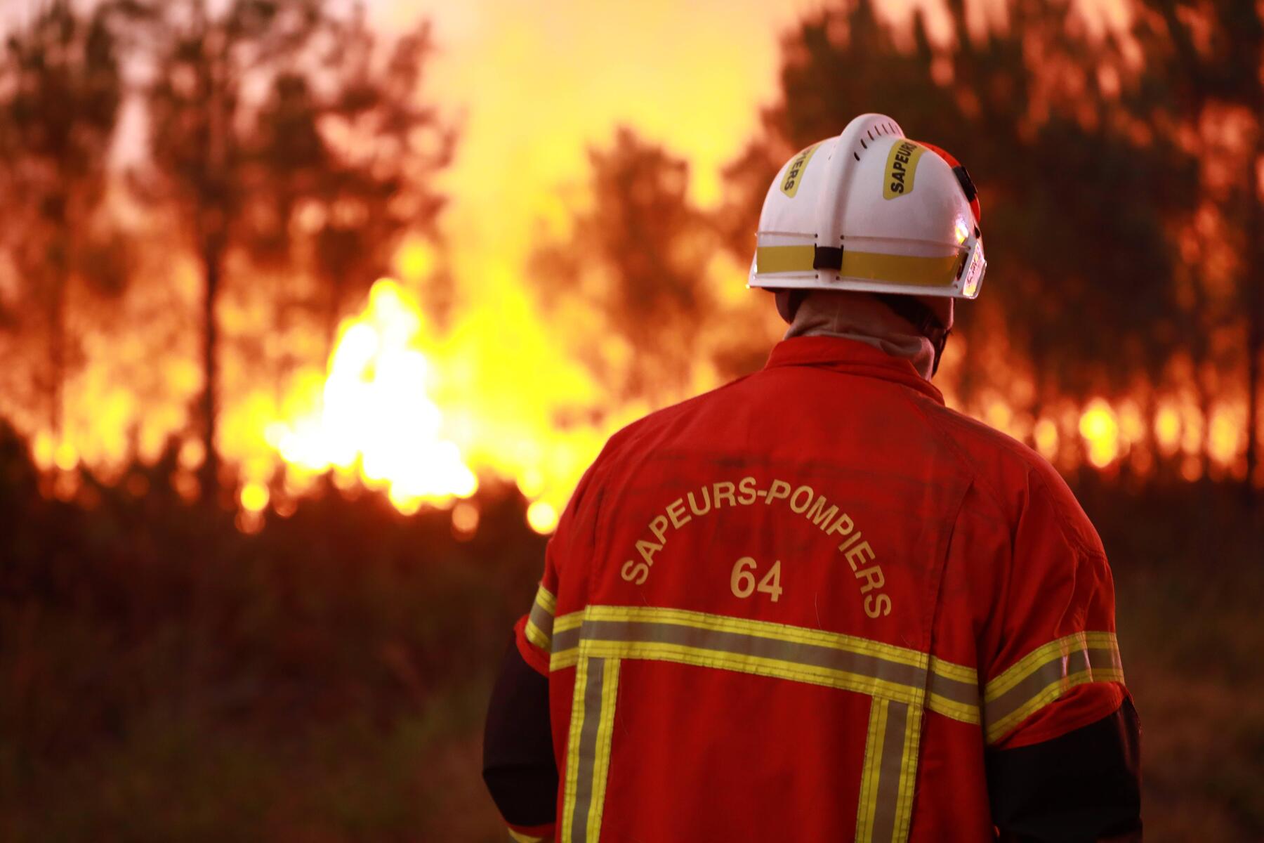 Long-Term Suffering for Firefighters: Smoke Inhalation, Respiratory Issues, and Cancer Risks Amidst France's Worst Wildf