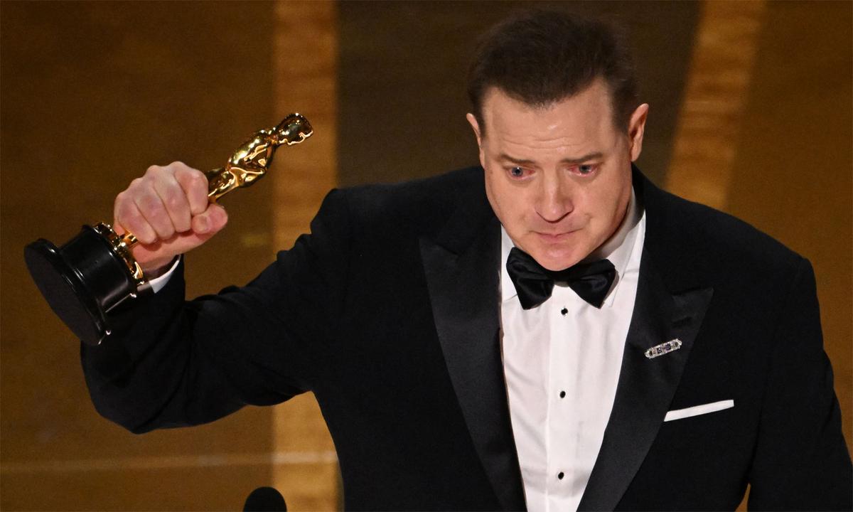 Brendan Fraser mit dem Oscar.