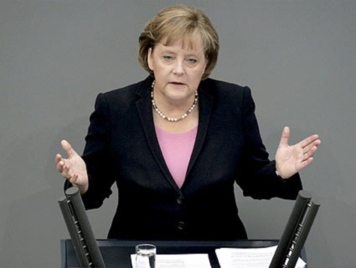 Die deutsche Bundeskanzlerin wird als Gastgeberin in Heiligendamm ihren bisher wohl wichtigsten außenpolitischen Auftritt haben. Der Erfolg des Gipfels wird daran gemessen werden, inwieweit sie ihre ehrgeizigen Klimaziele auch bei den Staats- und Regierungschefs der weltweit führenden Industrienationen durchsetzen kann.