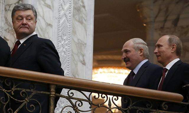 Harte Verhandlungen: Poroschenko, Lukaschenko und Putin in Minsk