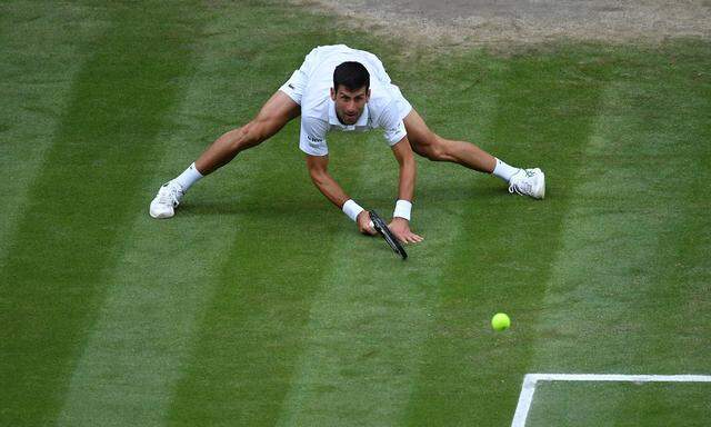 Novak Djokovic (Ser) TENNIS : Wimbledon 2021 - 09/07/2021 AntoineCouvercelle/Panoramic PUBLICATIONxNOTxINxFRAxITAxBEL
