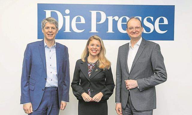 Martin Munte, Nathalie Moll und Alexander Herzog diskutierten über den Wettbewerb in der Pharmaindustrie.