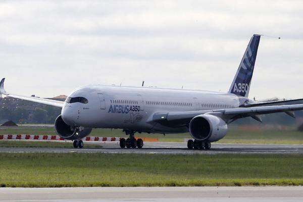 Am Freitag absolviert der neue Airbus A350 seinen ersten Testflug. Der Langstreckenflieger bietet Platz für rund 300 Passagiere.