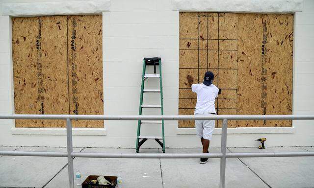 Auch im US-Bundesstaat Florida bereitet man sich auf Irma vor. Die Ankunft des Wirbelsturms wird am Freitag erwartet. 