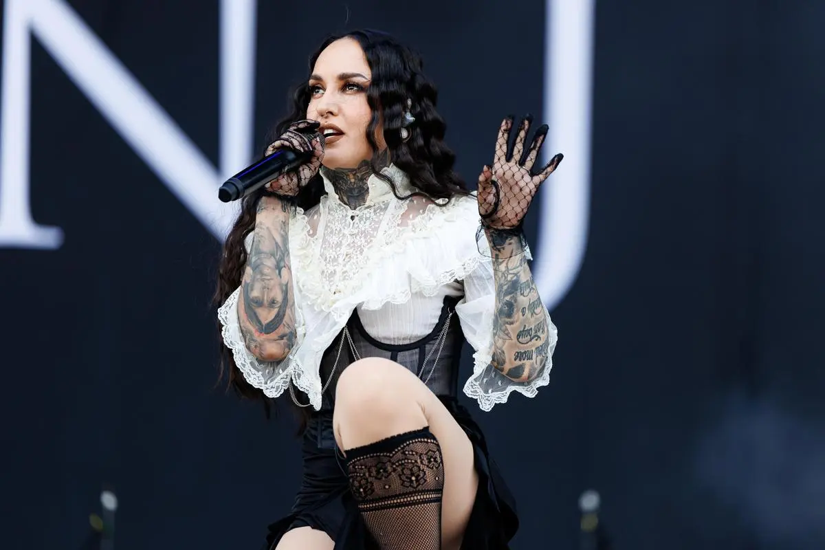 Singer Tatiana Shmayluk from Jinjer on the Red Stage des Nova Rock.