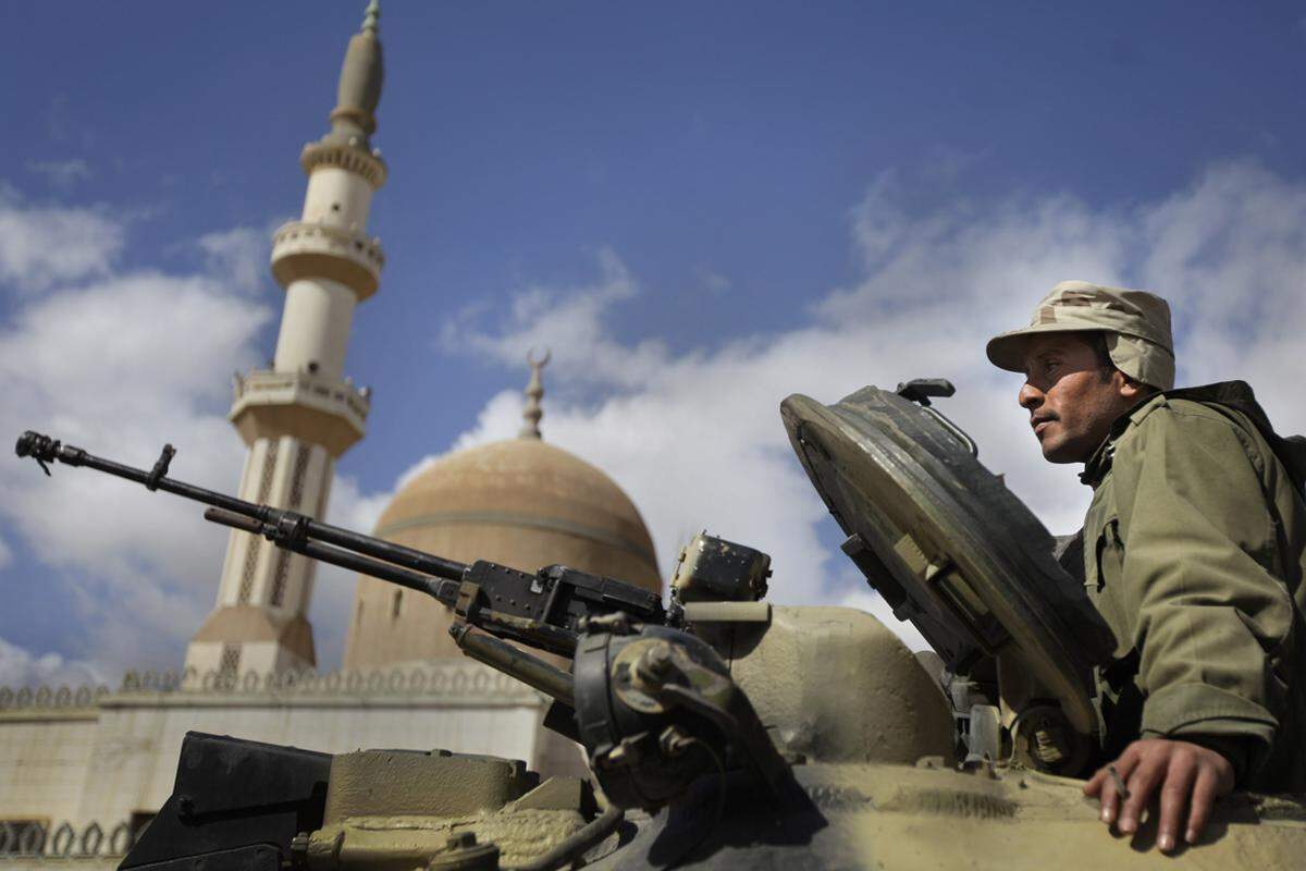 Der Diktator hält sich sich in der Hauptstadt Tripolis verschanzt.
