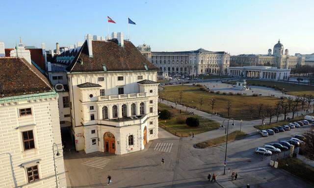 Die Wiener Hofburg wird ab Freitagabend mit einer Leuchtbotschaft versehen sein.