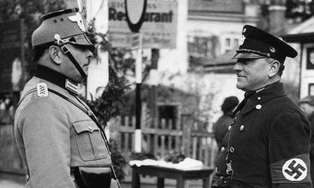 Nach dem „Anschluss“ an das Deutsche Reich bekam die österreichische Polizei neue Uniformen. Viele von ihnen waren seit Jahren Anhänger der NS-Ideologie.