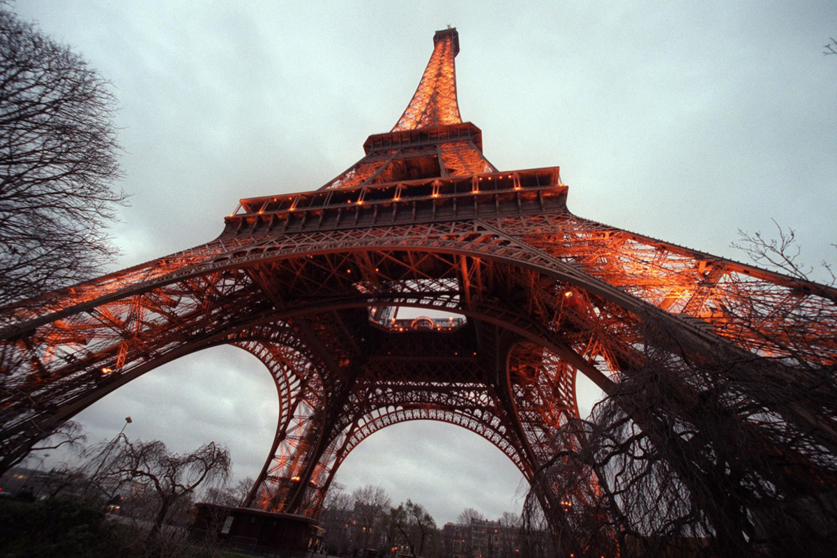 Leben wie Gott in Frankreich? Studenten in Paris stoßen schnell an die Grenzen ihres Budgets. Und trotzdem: Die französische Hauptstadt zieht sie in ihren Bann. Raus aus der Spießbürgerlichkeit, rein ins vie bohème - und an einige der besten Unis in Europa. Stichwort: Sorbonne. Zum Artikel: Wien ist fünfbeste Studentenstadt weltweit.(beba)