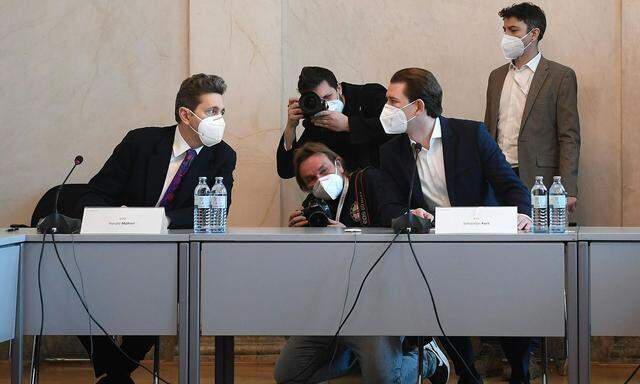 Wirtschaftskammer-Präsident Harald Mahrer (l.) und Bundeskanzler Sebastian Kurz am Freitag beim Treffen in Wien.