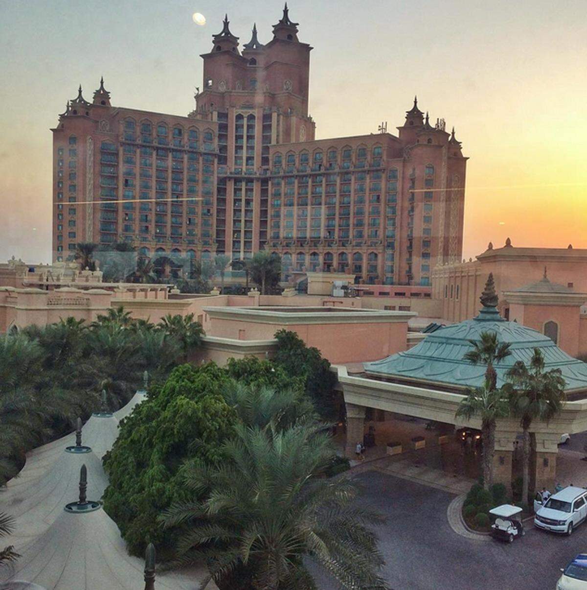 Das riesige Atlantis-Hotel in Dubai macht sich auf Fotos richtig gut. Kein Wunder also, dass es auch auf Instagram oft geteilt wird.