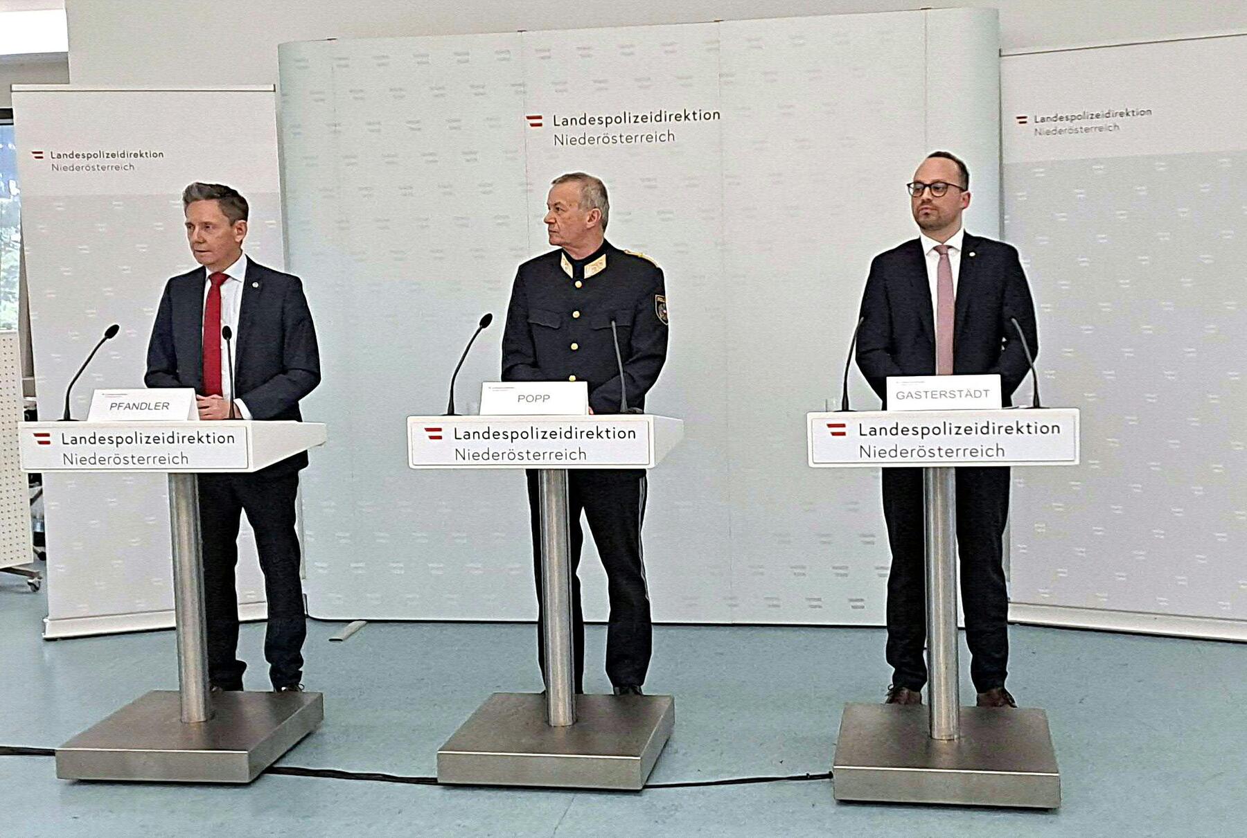 Schlag gegen internationalen Drogenhandel: Polizei nimmt vier Verdächtige in Österreich fest