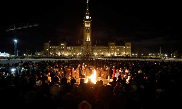 Gedenken an die Attentatsopfer. In Québec und anderen kanadischen Städten versammelten sich zahlreiche Menschen.
