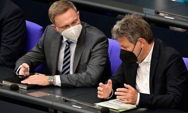 Finanzminister Lindner (FDP) und Wirtschaftsminister Habeck (Grüne) im deutschen Bundestag.