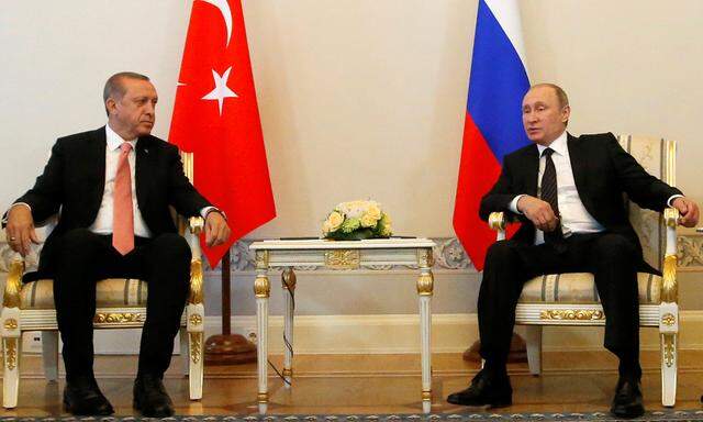 Recep Tayyip Erdoğan und Wladimir Putin.
