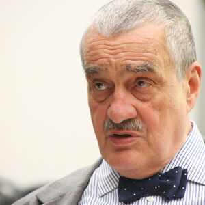 Karel Schwarzenberg will noch weiter „auf die Nerven gehen“.