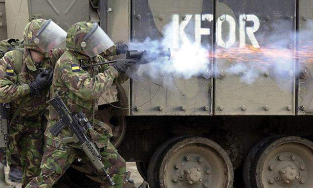 Nato zieht tausende Soldaten aus dem Kosovo ab