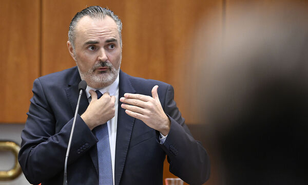 Hans Peter Doskozil.