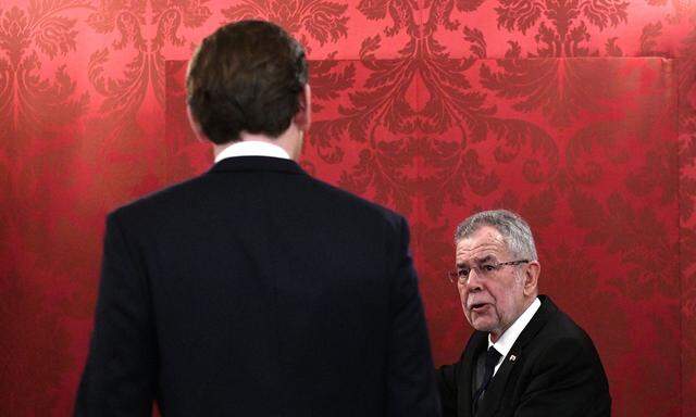 13. Bundeskanzler der Zweiten Republik: Am Montag, um elf Uhr, wird Sebastian Kurz von Bundespräsident Alexander Van der Bellen angelobt.