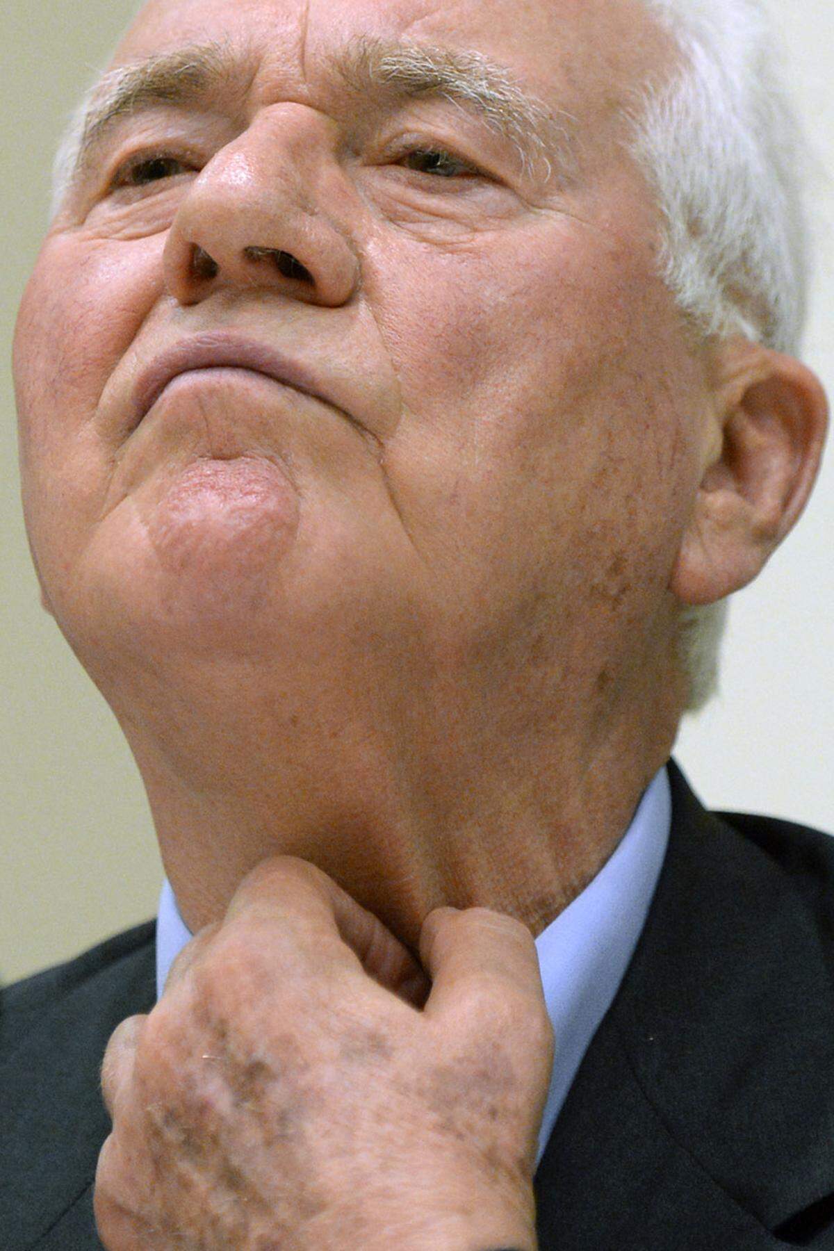 "Ich bin schwer zu beraten." Gesteht Frank Stronach.