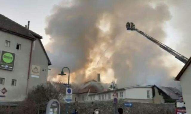 Brand in Perchtoldsdorfer Hotel