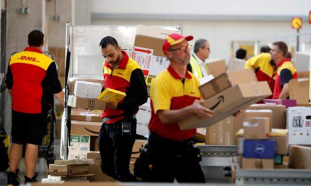 Im Dezember braucht die Deutsche Post 10.000 zusätzliche Mitarbeiter. 