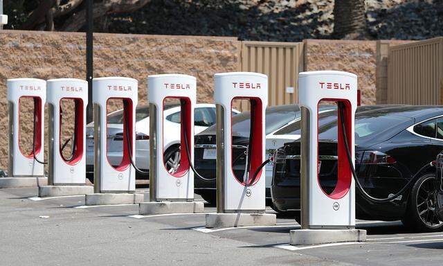 A Tesla electric car supercharger station is seen in Los Angeles