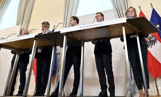 PRESSEKONFERENZ 'OeKOSOZIALE STEUERREFORM': KOCHER / KOGLER / KURZ / BLUeMEL / GEWESSLER