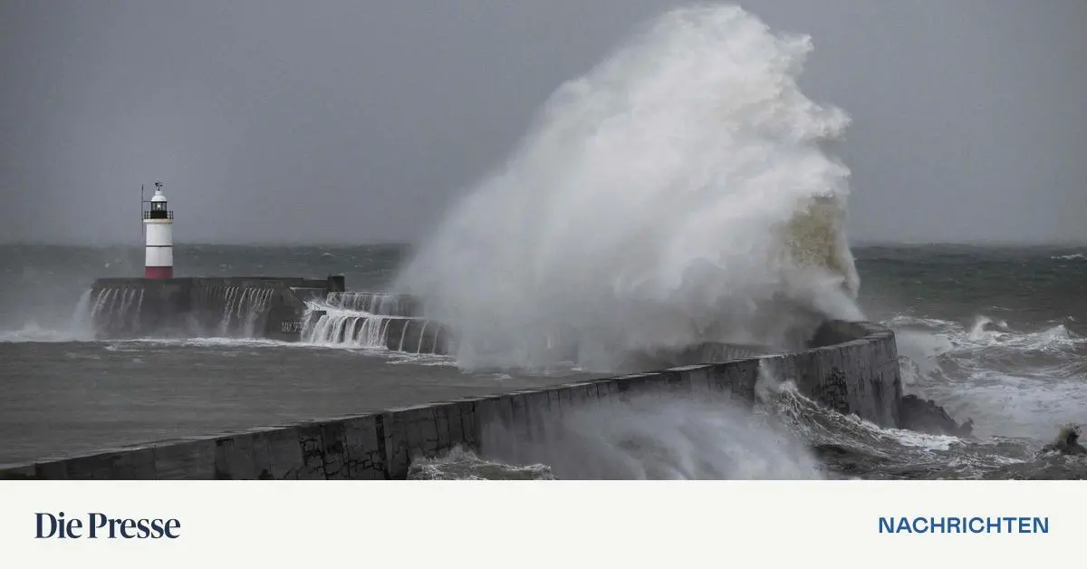 Several deaths as a result of Storm Ciarán in Western Europe