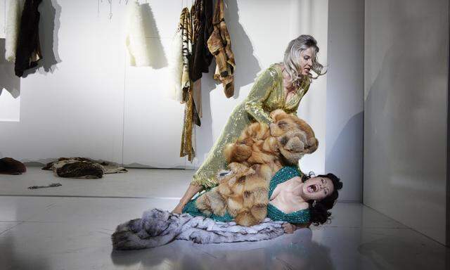 Was wird da gespielt? Verdis „Aida“ in der Staatsoper in Berlin, mit Elena Garanċa und Marina Rebeka.