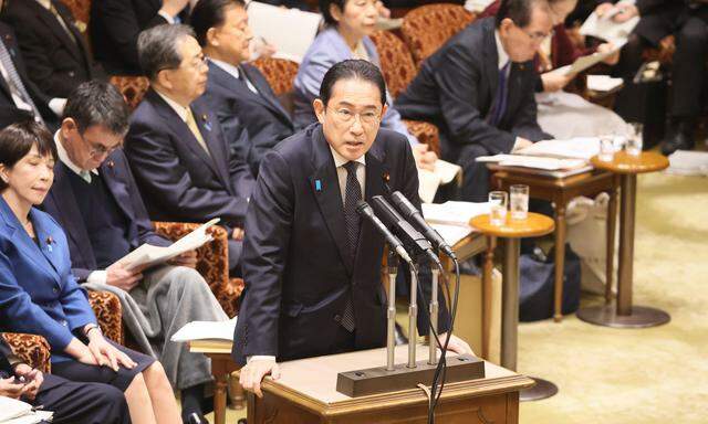 Fumio Kishida im japanischen Parlament.