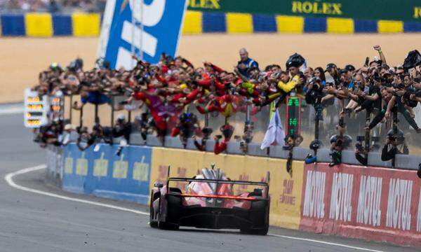 Ferrari jubelt in Le Mans. 