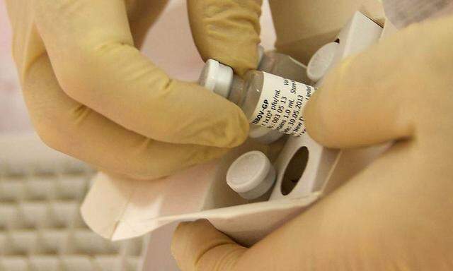 Noch im Versuchsstadium: Die WHO muss derzeit mit geringen Mengen kaum getesteter Impfstoffe auskommen