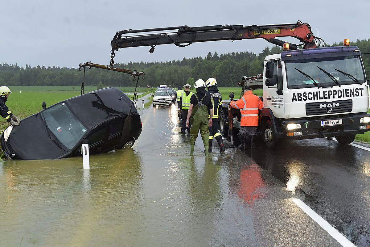 Die Unwetter trafen auch Österreich: vor allem das Innviertel in Oberösterreich. Auch für Donnerstag werden hier schwere Regenfälle erwartet.