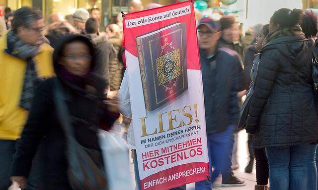 Auch in Österreich gab es Koran-Verteilaktionen.