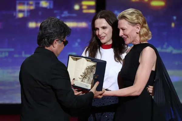 Jafar Panahi with Juliette Binoche and Cate Blanchett 