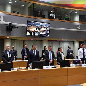 Eine Schweigeminute für die Queen vor dem Krisentreffen der EU-Energieminister in Brüssel