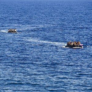 Mit Schlauchbooten kommen viele Flüchtlinge aus der Türkei auf die griechische Insel Lesbos und damit in die EU.