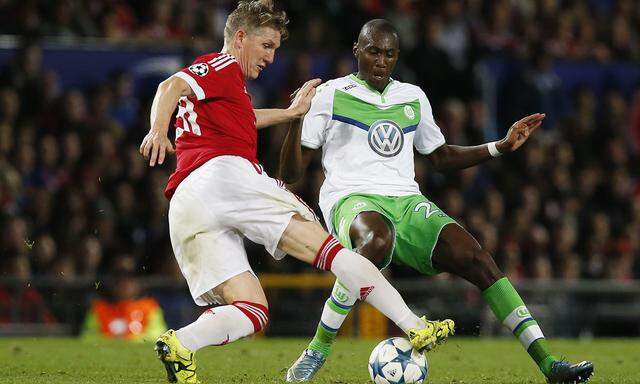 Manchester United v VfL Wolfsburg - UEFA Champions League Group Stage - Group B