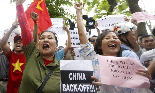 FILE VIETNAM CHINA PROTEST