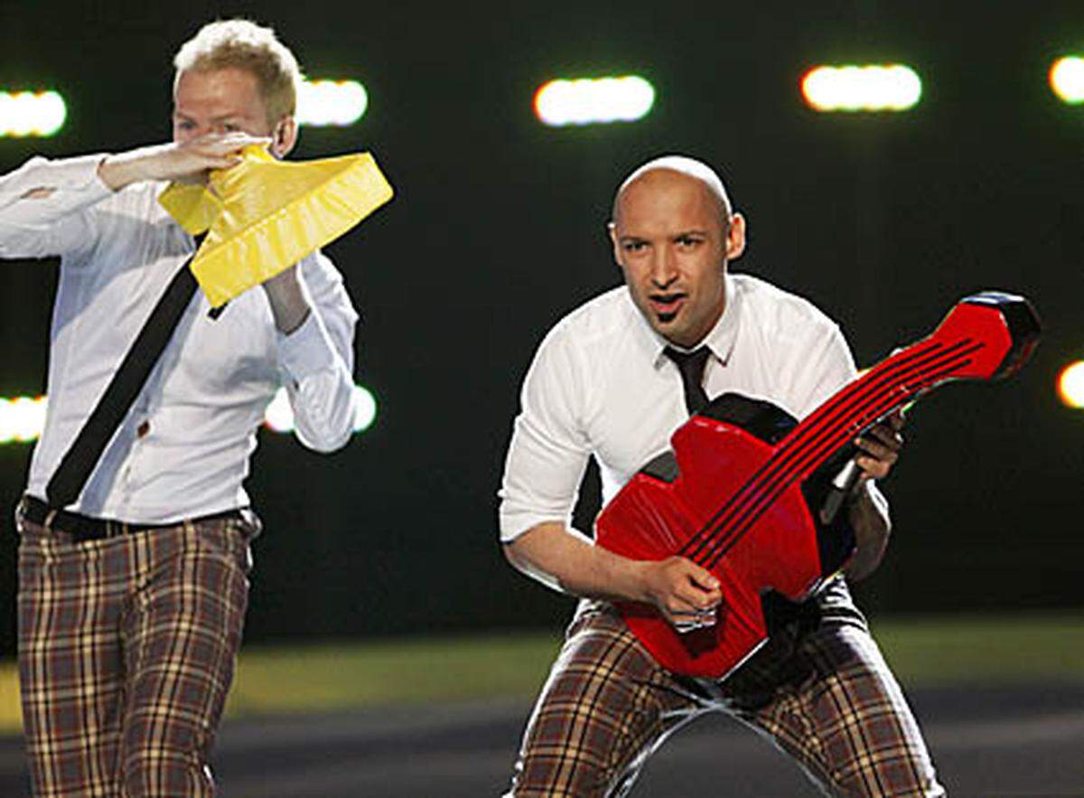 Elektropop stand für Litauen mit InCulto und ihrem Beitrag "Eastern European Funk" auf dem Programm. Von dem biederen Outfit durfte man sich nicht täuschen lassen: Die Herren verloren ...