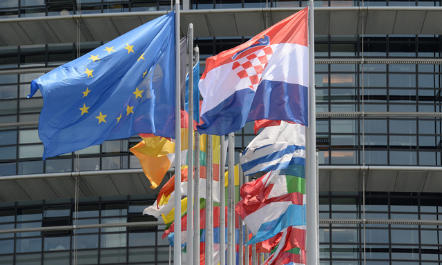 Schuldenkrise holt Boersen