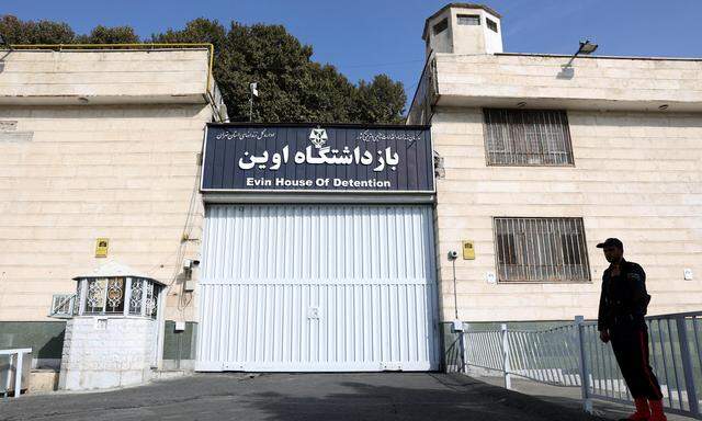 Das berüchtigte Evin-Gefängnis in Teheran. Hier hält das Regime Gegner und ausländische Staatsbürger fest. 