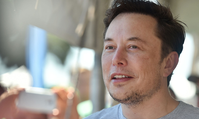 Die Idee zum Hyperloop stammt von Elon Musk, aufgegriffen haben sie andere. Den Verkehr revolutionieren will der umtriebige Unternehmer aber immer noch.