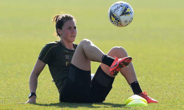 Viktoria Schnaderbeck trainierte wieder einmal hart für ein Comeback und debütierte Mitte März für Arsenal.